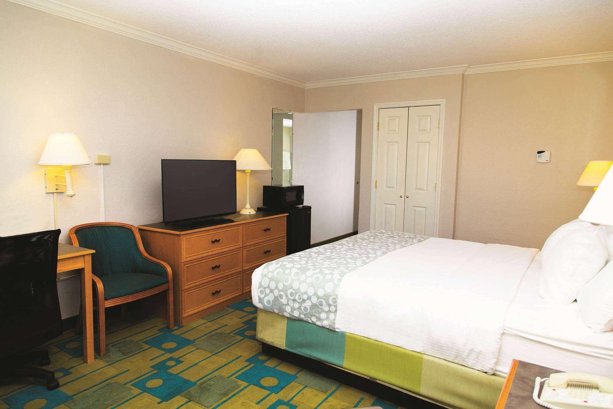 Days Inn By Wyndham Del Rio Kültér fotó