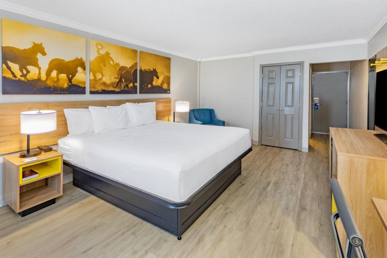 Days Inn By Wyndham Del Rio Kültér fotó