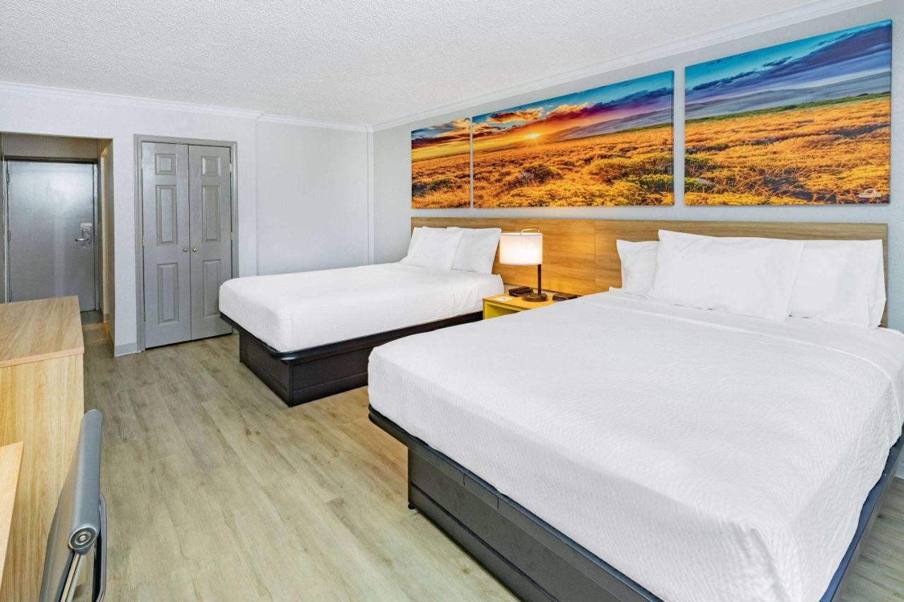 Days Inn By Wyndham Del Rio Kültér fotó